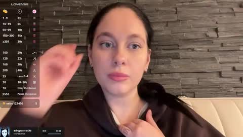    online show from 12-20-25, 03:52