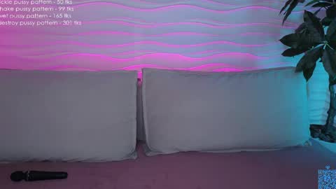 Snapshot of iam_casey chatting on 05-23-26, 06:29 Casey online show from 05-23-26, 06:29