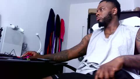 Mr H Independent model online show from 11-08-25, 02:56