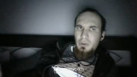 Snapshot of iam_leooo chatting on 01-12-25, 05:03 juan and roxana online show from 01-12-25, 05:03