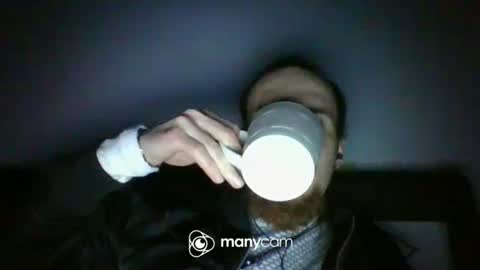 Snapshot of iam_leooo chatting on 03-06-25, 03:02 juan and roxana online show from 03-06-25, 03:02