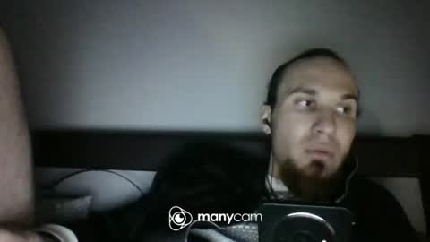 Snapshot of iam_leooo chatting on 03-07-25, 01:40 juan and roxana online show from 03-07-25, 01:40