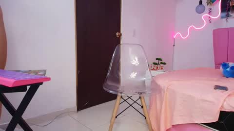 iam_monika online show from 09-09-25, 05:01