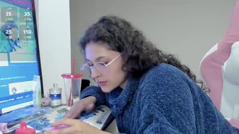 Snapshot of iam_nikki chatting on 03-11-25, 06:10 On instagram Imm NikkiHelp me reach 100 likes online show from 03-11-25, 06:10