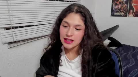 Snapshot of iam_nikki chatting on 01-16-26, 05:11 On instagram Imm NikkiHelp me reach 100 likes online show from 01-16-26, 05:11