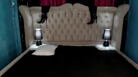 Snapshot of iam_yourtrough_pleasurecumshot chatting on 03-07-25, 07:52 mica online show from 03-07-25, 07:52