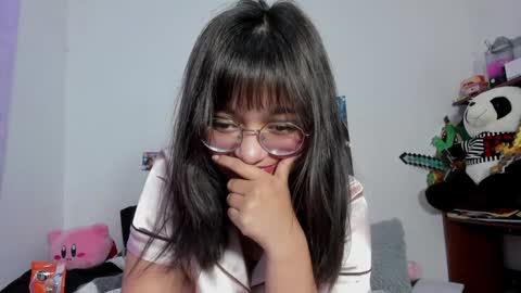 Snapshot of iam_zoechan chatting on 12-23-24, 07:28 Zoe 3 online show from 12-23-24, 07:28