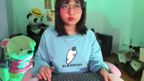 Snapshot of iam_zoechan chatting on 10-03-25, 08:55 Zoe 3 online show from 10-03-25, 08:55