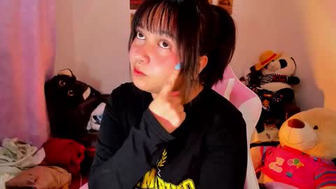 Snapshot of iam_zoechan chatting on 11-04-25, 01:16 Zoe 3 online show from 11-04-25, 01:16