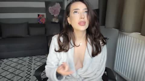 Snapshot of iamababygal chatting on 10-14-25, 06:36 Baby Gal online show from 10-14-25, 06:36