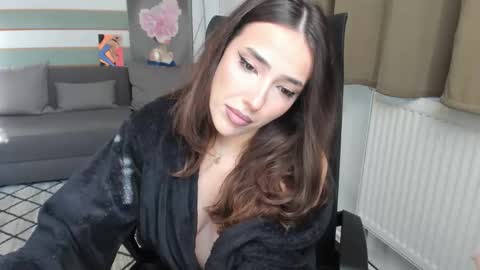 Snapshot of iamababygal chatting on 11-26-25, 07:31 Baby Gal online show from 11-26-25, 07:31