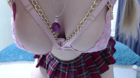 Alice online show from 03-11-25, 09:56