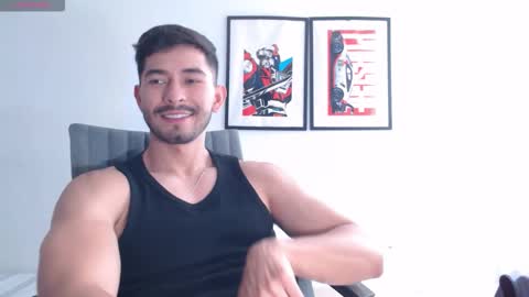  INDEPENDENT MODEL online show from 10-31-25, 03:57