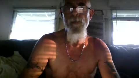 Snapshot of iamgoat_69 chatting on 06-24-26, 10:47 Goat Lulu Elektra online show from 06-24-26, 10:47