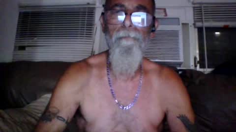 Snapshot of iamgoat_69 chatting on 07-10-26, 07:34 Goat Lulu Elektra online show from 07-10-26, 07:34
