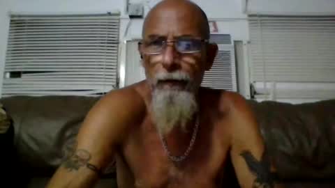 Snapshot of iamgoat_69 chatting on 07-20-26, 07:44 Goat Lulu Elektra online show from 07-20-26, 07:44