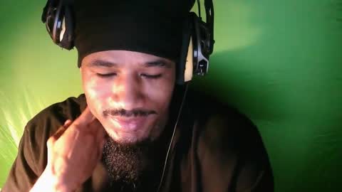 Snapshot of iamjohnny4u chatting on 11-25-25, 11:16 iamjohnny4u online show from 11-25-25, 11:16