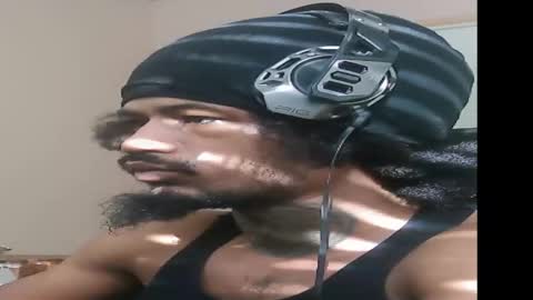 Snapshot of iamjohnny4u chatting on 12-16-25, 02:44 iamjohnny4u online show from 12-16-25, 02:44