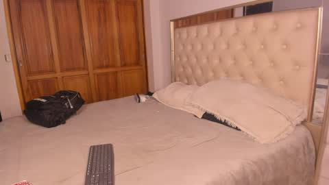 Snapshot of iamjuanjoc chatting on 05-03-26, 03:23 iamjuanjoc online show from 05-03-26, 03:23