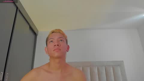 Juliiiiian online show from 11-17-25, 12:22