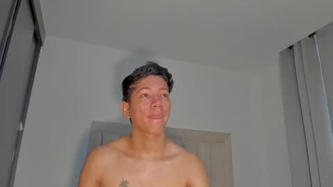 Juliiiiian online show from 06-12-26, 11:09