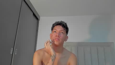 Juliiiiian online show from 06-19-26, 11:25