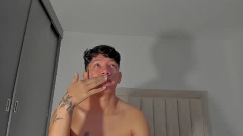 Juliiiiian online show from 06-21-26, 11:02