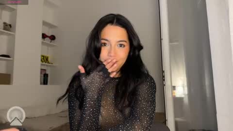 Snapshot of iamjulietaaa chatting on 05-16-26, 08:29 Julieta online show from 05-16-26, 08:29