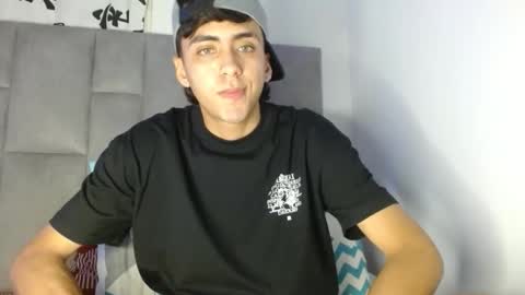 iammaik online show from 11-17-25, 01:44