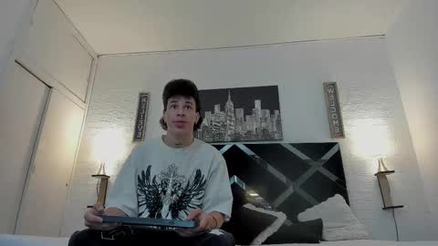 Snapshot of iammariano chatting on 10-20-25, 04:24 Mariano online show from 10-20-25, 04:24
