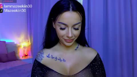 Snapshot of iammazeekiin30 chatting on 07-08-26, 02:54 Maze online show from 07-08-26, 02:54