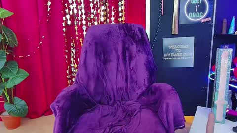 Snapshot of iammistressk chatting on 02-28-25, 02:31 Mistress K online show from 02-28-25, 02:31