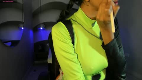 Nayuta online show from 03-05-25, 08:10