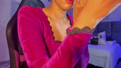 Nayuta online show from 11-24-25, 09:03