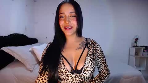 Camila online show from 10-14-25, 03:29