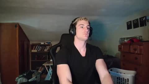 iamtommyparker online show from 10-18-25, 04:15