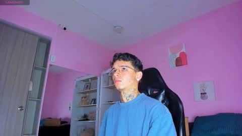 IAN CASTILLO online show from 10-10-25, 11:09