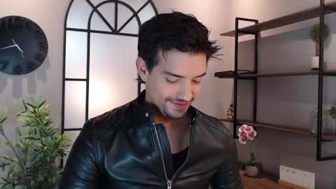 Snapshot of ian_davis chatting on 03-06-25, 09:42 Ian Davis online show from 03-06-25, 09:42