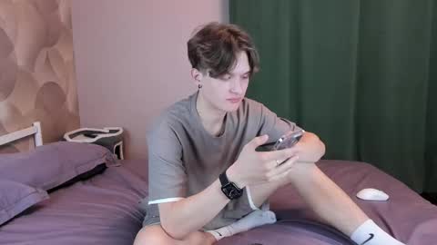 Snapshot of ian_flor chatting on 05-28-26, 11:51 Ian Flor online show from 05-28-26, 11:51