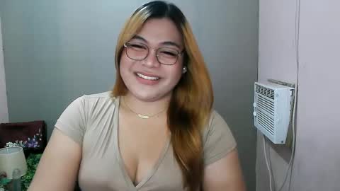 Snapshot of iana_whorexxx chatting on 02-11-25, 07:33 iana online show from 02-11-25, 07:33