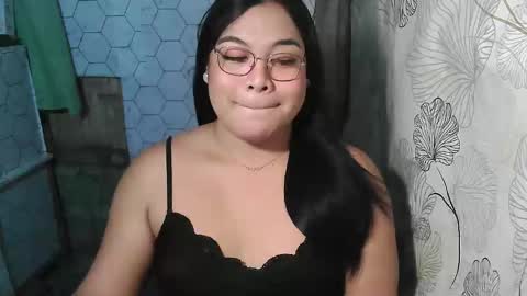 Snapshot of iana_whorexxx chatting on 10-02-25, 10:11 iana online show from 10-02-25, 10:11