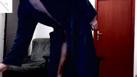 Snapshot of ianandersson27 chatting on 01-23-25, 12:57 Ian Andersson online show from 01-23-25, 12:57