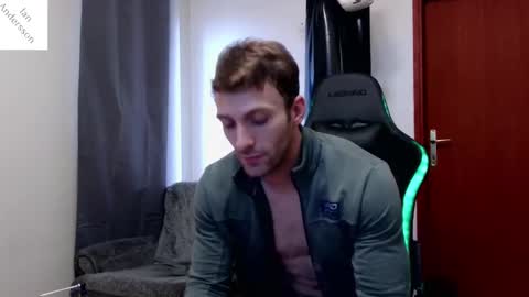 Snapshot of ianandersson27 chatting on 02-03-25, 06:45 Ian Andersson online show from 02-03-25, 06:45