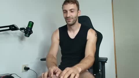 Snapshot of ianandersson27 chatting on 07-13-26, 06:49 Ian Andersson online show from 07-13-26, 06:49