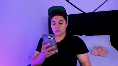 ian online show from 09-16-25, 08:43