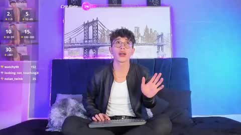 Snapshot of ianwayne_ chatting on 12-18-24, 05:21 Andrew online show from 12-18-24, 05:21