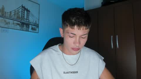 Snapshot of ianwayne_ chatting on 03-23-26, 07:40 Andrew online show from 03-23-26, 07:40