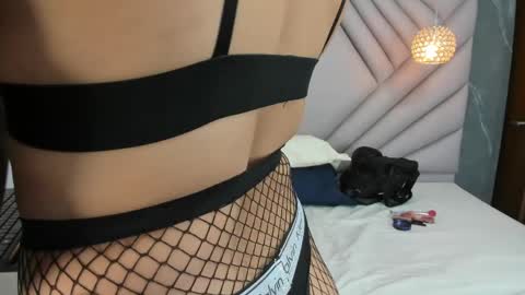 ibbie_ online show from 04-08-26, 12:05