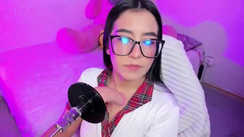 Ibbie Bennett online show from 02-17-26, 03:47