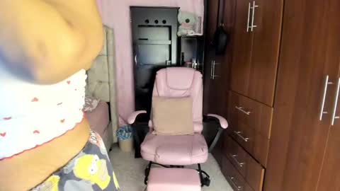 Daniela online show from 09-26-25, 05:44